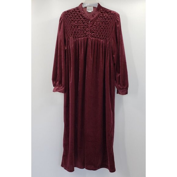 Cozee Corner Velvet Nightgown Size XL Burgundy Red Half Zip Smocked Pockets Maxi - Picture 1 of 7